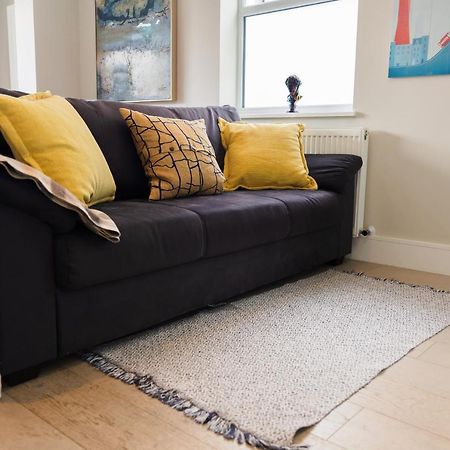Star London Bell Lane 3-Bed Haven Lägenhet Hendon Exteriör bild